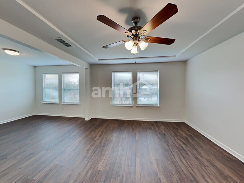 Building Photo - 321 Bowfin Trl