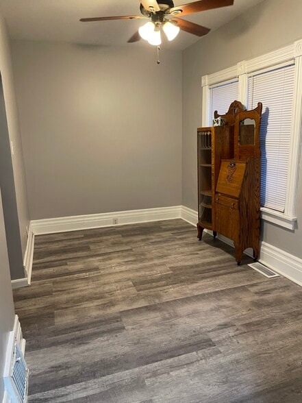 Building Photo - 1403 11th St