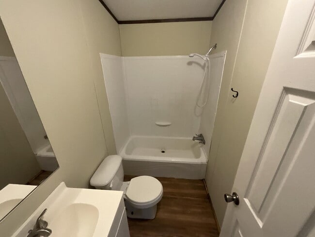 Building Photo - Charming 3-Bed, 2-Bath Retreat: Spacious 1216 Sq Ft Mobile Home in Peaceful Brazoria, TX! (COMING...