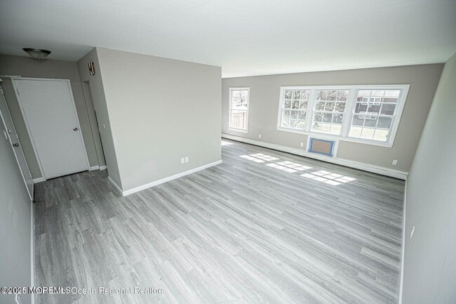 Building Photo - 56 Stonehurst Blvd