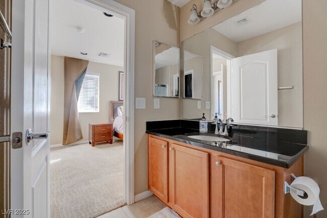 Building Photo - 7765 Floral Fabric Ct