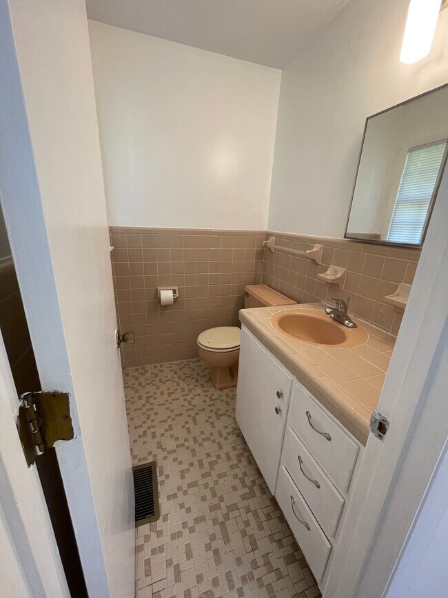 Half-bath in Master Bedroom - 15521 Calhoun Road