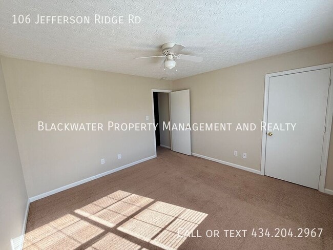 Building Photo - 106 Jefferson Ridge Rd