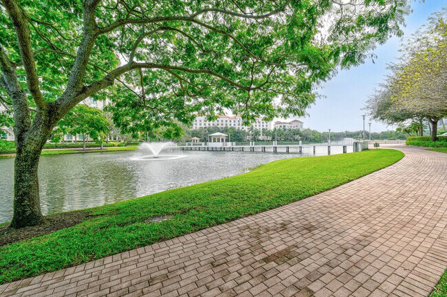 Building Photo - 3610 Gardens Pkwy