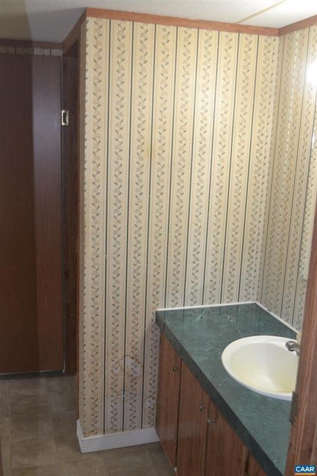 Building Photo - 3Bedroom 2Bath Columbia VA Home
