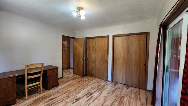 Building Photo - Beautiful Home in Condon