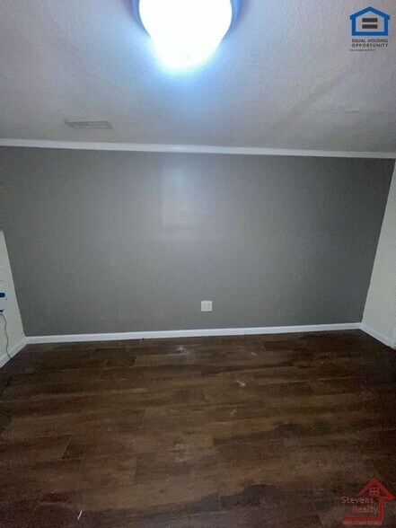 Building Photo - 4212 Ivy Ave