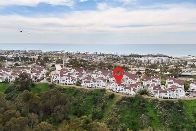 Building Photo - Coastal Tri-Level Retreat | Canyon Views | Walk to Downtown Oceanside & the Beach