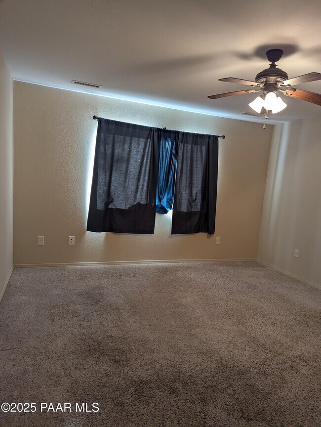 Building Photo - 4381 N Lone Cactus Dr