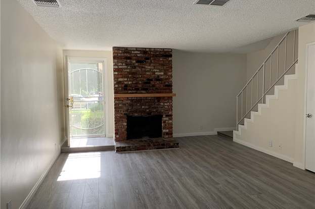 Building Photo - 656 Lemar Park Dr