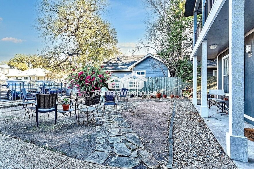 Building Photo - 4007 Avenue C