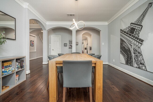 Building Photo - 5907 Ballina Canyon Ln