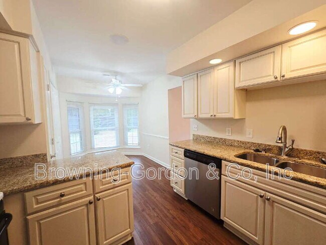 Building Photo - 228 Brattlesboro Pl