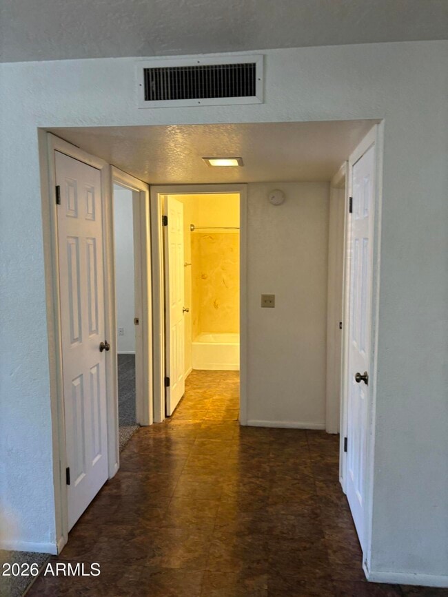 Building Photo - 2586 Quirt Cir