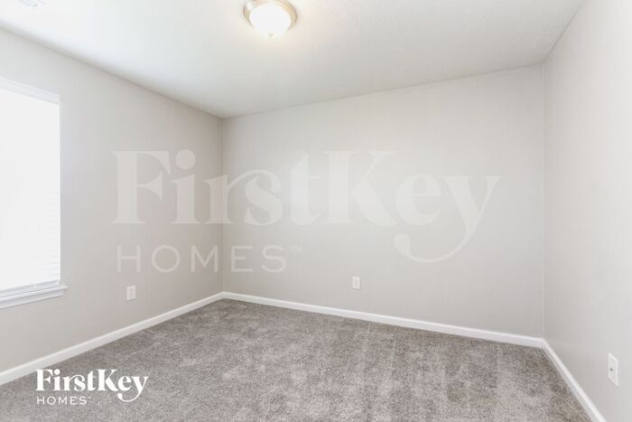 Building Photo - 3214 S Dendle Dr