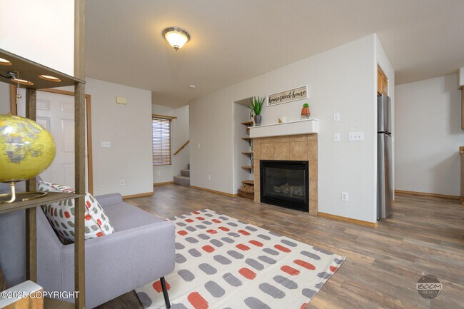 Building Photo - 6923 Gold Kings Ave