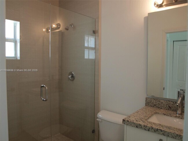 Building Photo - 15520 SW 11th Terrace