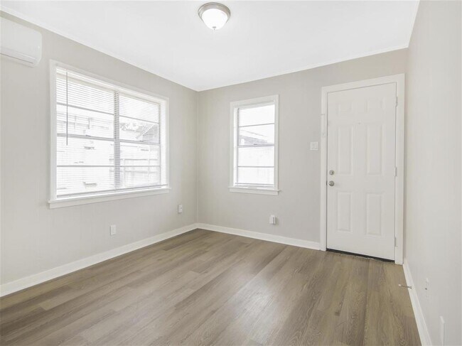 Building Photo - 1309 Malvern St