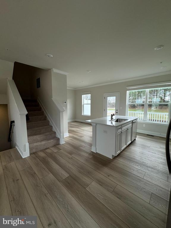 Building Photo - 2208 Winterberry Ln