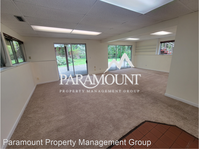 Building Photo - 4 br, 2 bath House - 13871 Manzanita Rd NE