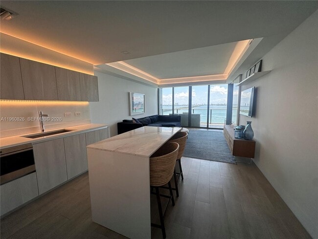 Building Photo - 3131 NE 7th Ave