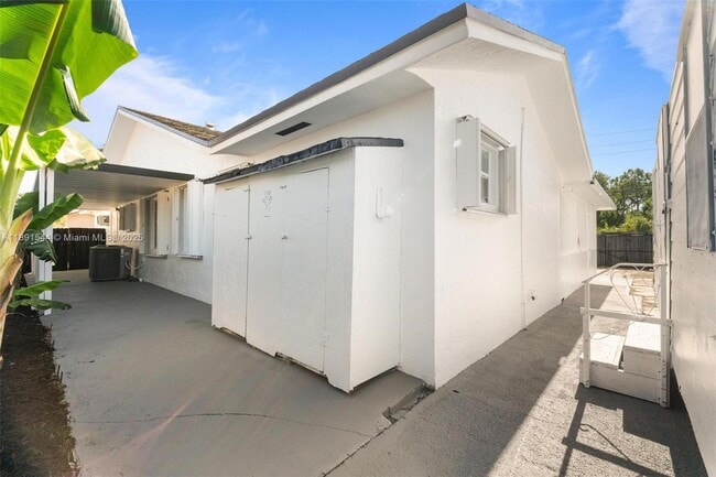 Building Photo - 13400 SW 182nd St
