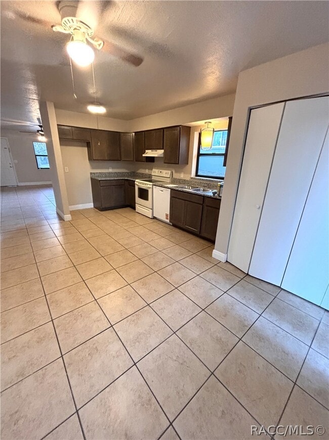 Building Photo - 1710 Tuttle St