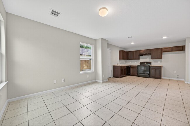Building Photo - 14774 Bowie Ln