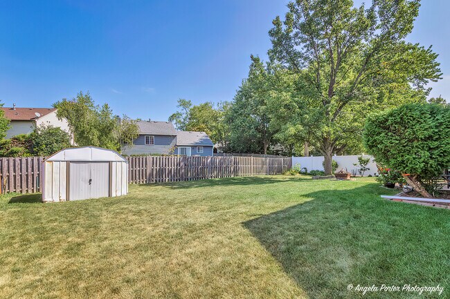 Building Photo - 2155 N Millstone Dr