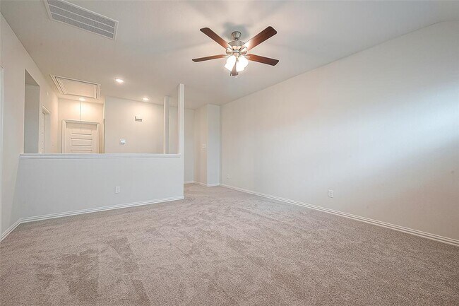 Building Photo - 27966 Western Crk Ct