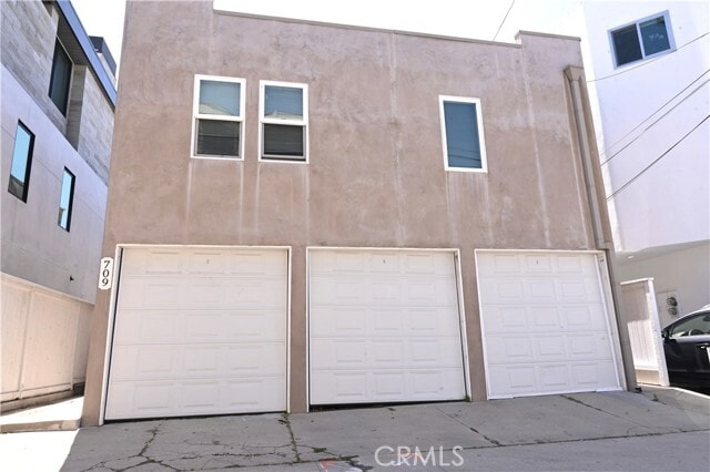Building Photo - 706 Highland Ave