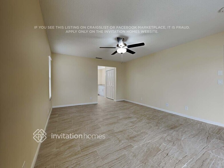 Building Photo - 13598 Jonquil Pl
