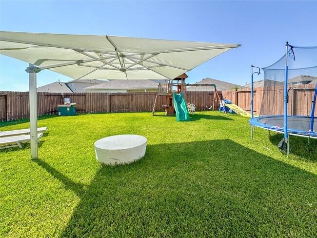 Building Photo - 21527 Violet Rdg Rd