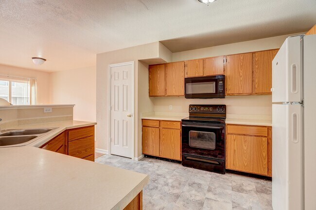 Building Photo - 1273 S Zeno Way