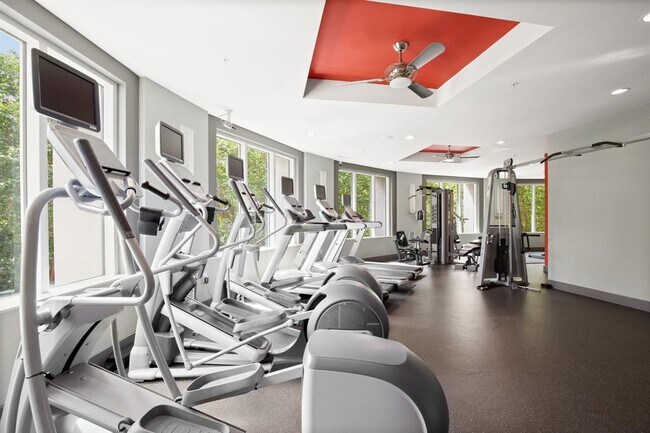 Building Photo - 54 Rainey St