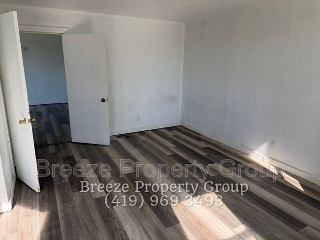 Building Photo - 340 S Pierce St