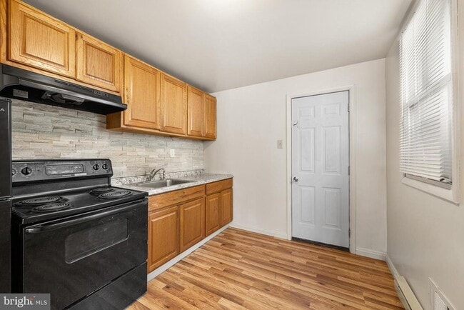 Building Photo - 5236 Harlan St