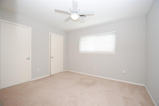Building Photo - 10038 Briarwild Ln