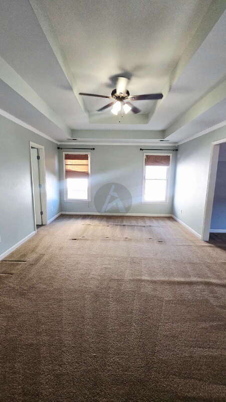 Building Photo - 203 Elmbrook Ln