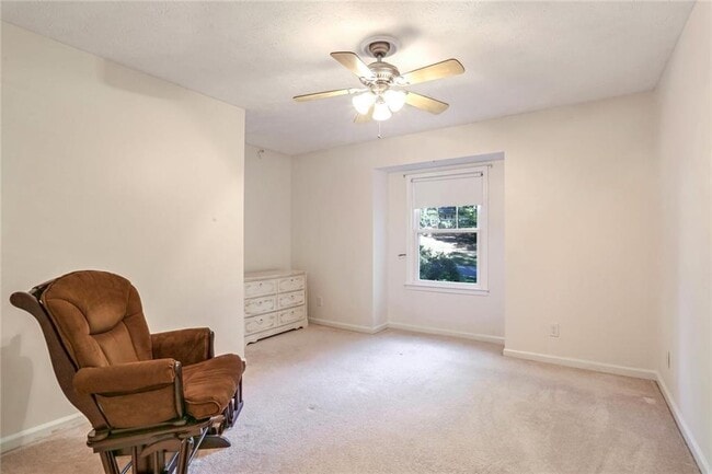 Building Photo - 4624 Mountain Creek Dr