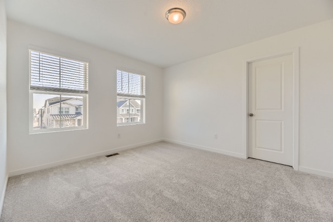 Building Photo - 24756 E Evans Dr