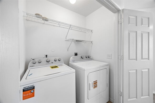 Building Photo - 3418 Glenmore Meadow Dr