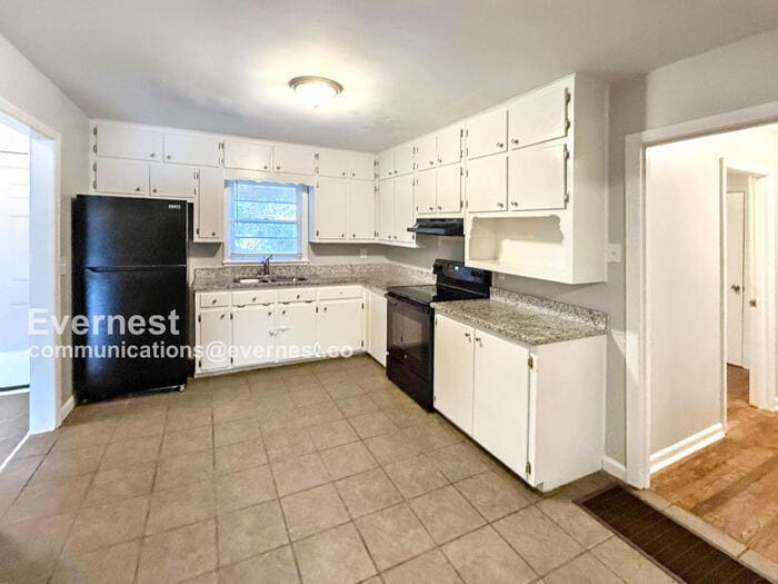 Building Photo - 1309 5th Pl NW