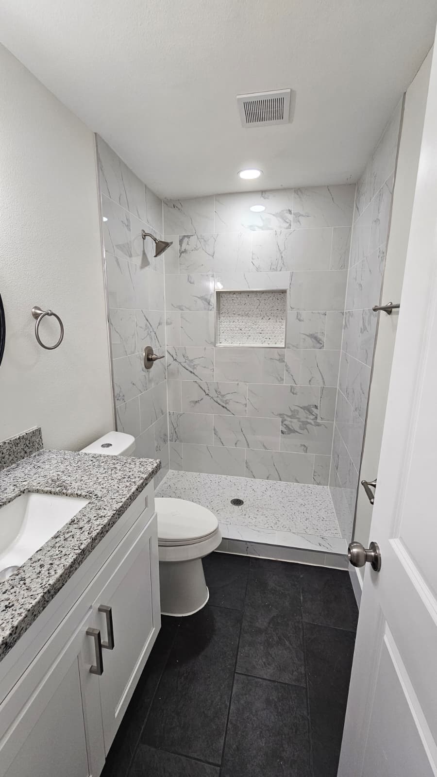 Building Photo - 6806 Jay St