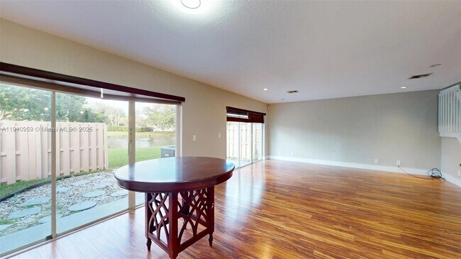 Building Photo - 11175 SW 17th Manor