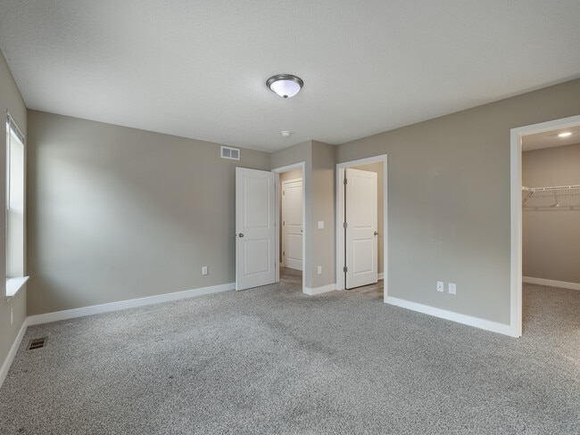 Building Photo - 14377 Fernbrook Ln N