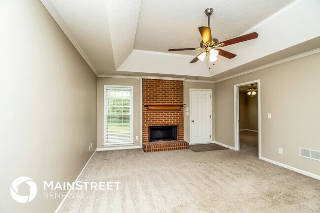 Building Photo - 125 Hardwood Dr
