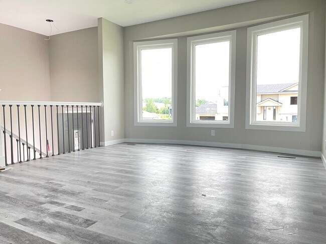 Building Photo - Newly rebuilt house in the heart of Elkhorn