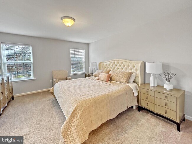 Building Photo - 12745 Longford Glen Dr