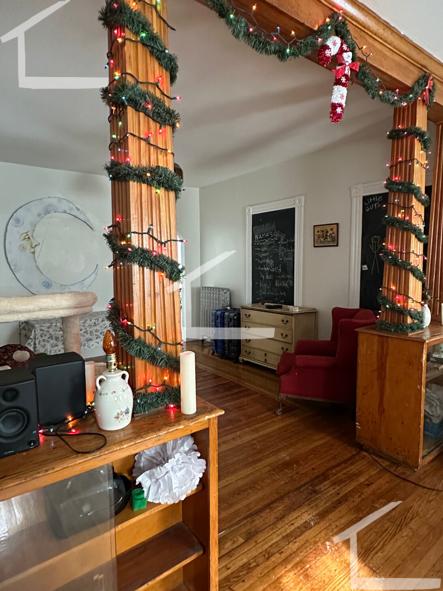 Building Photo - 8 Greylock Rd